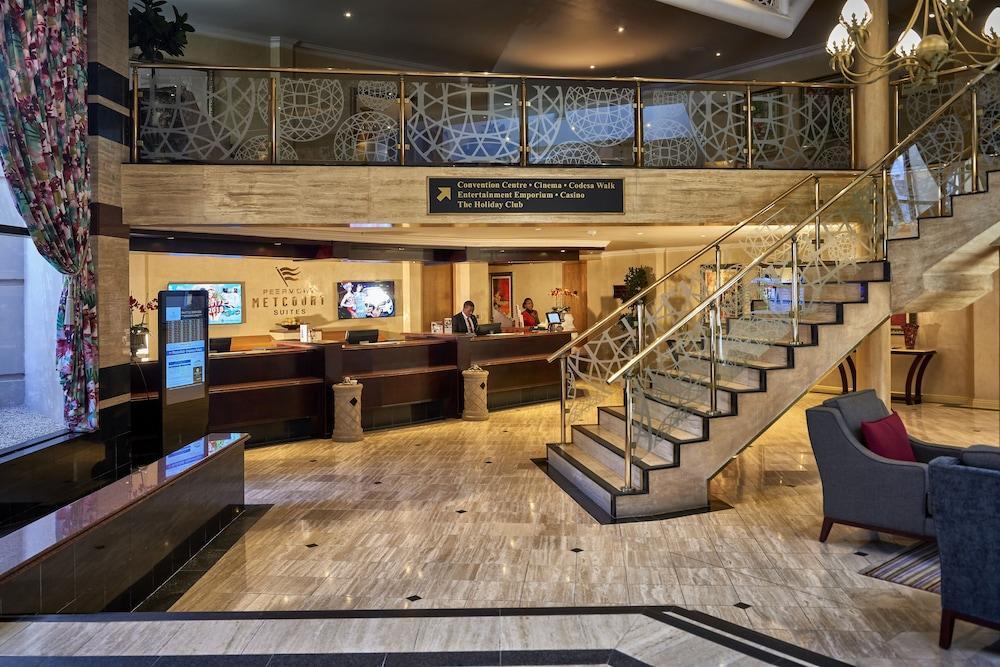 Peermont Metcourt Suites At Emperors Palace Kempton Park Luaran gambar