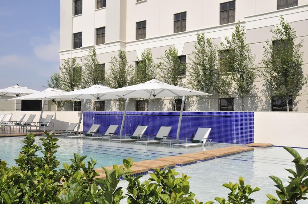 Peermont Metcourt Suites At Emperors Palace Kempton Park Luaran gambar