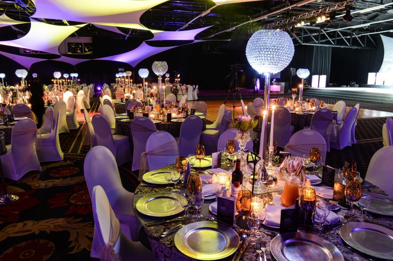 Peermont Metcourt Suites At Emperors Palace Kempton Park Luaran gambar