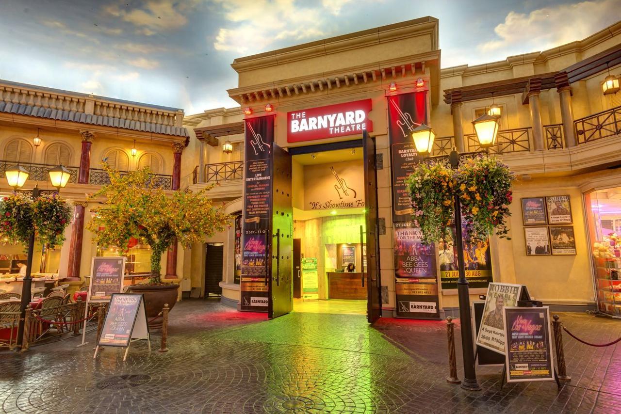 Peermont Metcourt Suites At Emperors Palace Kempton Park Luaran gambar