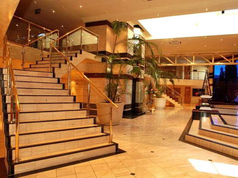 Peermont Metcourt Suites At Emperors Palace Kempton Park Luaran gambar