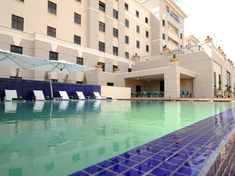 Peermont Metcourt Suites At Emperors Palace Kempton Park Luaran gambar